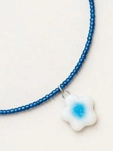Чокер ручной работы Ловетанн керамика «Бело-голубой цветок», полуфарфор, бисер