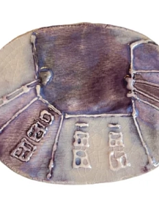 Брошь ручной работы Искусство интроверта «Двор Петербурга», керамика