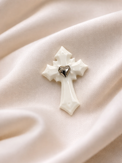 Брошь ручной работы Bulygin «Крест», бело-серебристая, фарфор, фото 2.