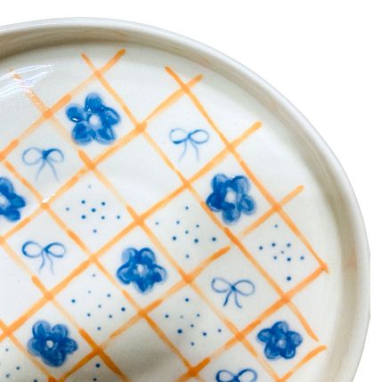 Тарелка с бортиком ручной работы «Клетка с бантиками», керамика, 19 см, фото 2.