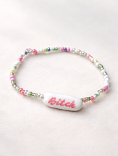 Браслет ручной работы Радость Рядом «Bitch», бисер, полимерая глина