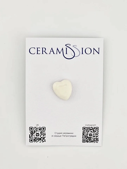 Брошь ручной работы Ceramission «Белое сердечко», керамика, фото 1.