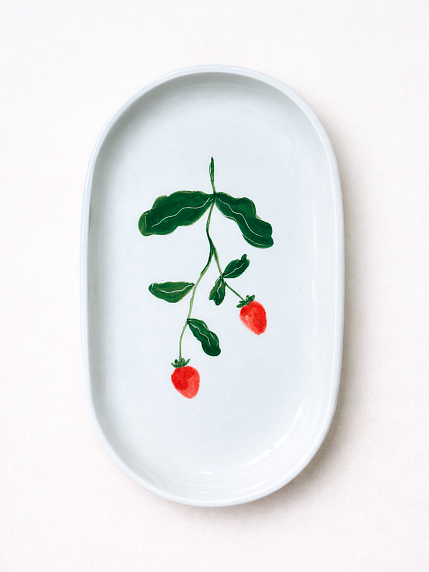 Блюдце ручной работы «Земляника», керамика, 17 см, фото 2.