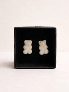 Сережки-гвоздики «Мармеладные мишки - смайл», белые, фарфор