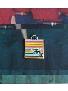 Металлический значок Heart of Moscow «Rave girl» серия 90-е