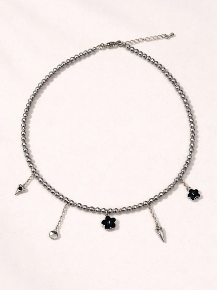 Чокер Мигетт «Цветочки» из тёмного гематита с подвесками, фото 2.