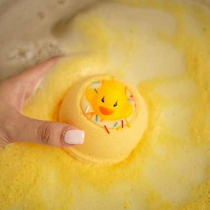 Бомбочка для ванны Вершина натуральности (Top Naturally) «Кря!», желтая, фото 1.