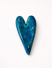 Брошь ручной работы «Длинное сердце», тёмно-зелёная, керамика