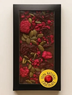 Шоколад тёмный с малиной, клюквой, вяленой вишней и тыквенными семечками