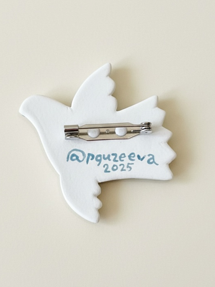 Брошь ручной работы Полина Гузеева «Птичка», розово-фиолетовая, фарфор, фото 3.