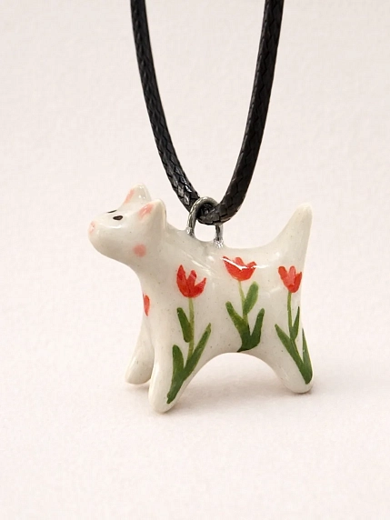 Подвеска ручной работы Боттери керамика «‎Котик в тюльпанчик»‎, керамика, фото 1.