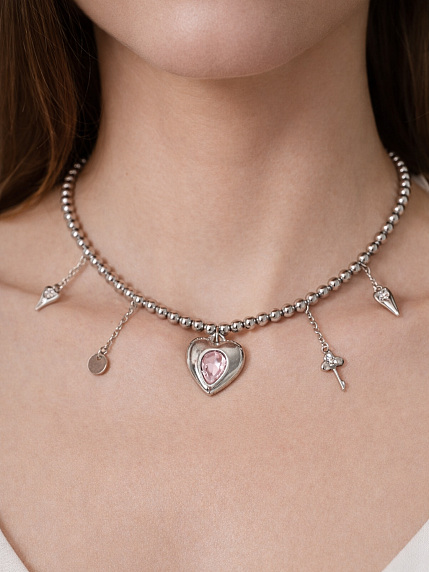 Чокер из тёмного гематита с подвесками «Сердечко с розовым камнем» Migette, фото 3.