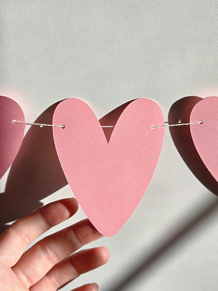 Гирлянда Адастра «Сердечки», розовая, картон, 240 г/м², фото 3.