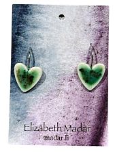 Серьги Elizabeth Madar Сердечки с разводами, керамика, тёмно-зелёные
