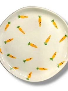 Тарелка ручной работы «Морковки», белая, 18 см