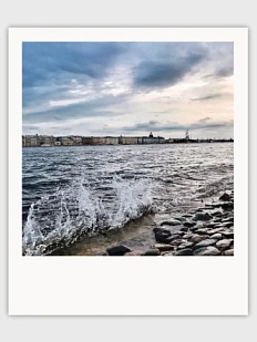 Открытка полароид Маргарита Голуб «Набережная»