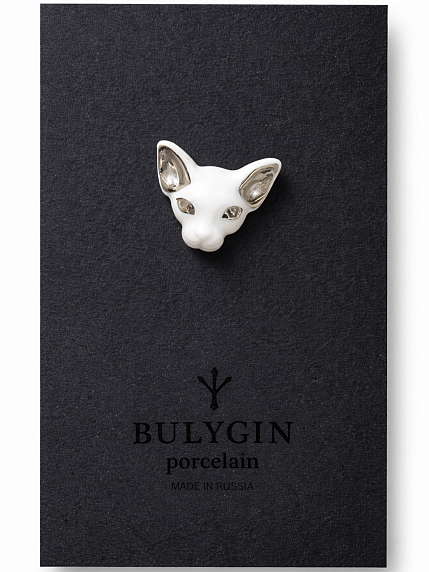 Брошь ручной работы Bulygin «Кошка», бело-серебристая, фарфор, фото 1.