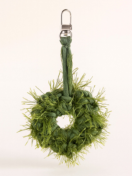 Вязаный обвес брелок «Цветок пушистый», тёмно-зелёный, 6 см, фото 1.