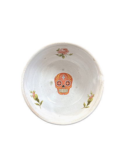 Пиала ручной работы с черепами, светло-бежевая, 9 см, фото 4.