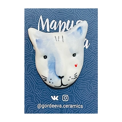 Брошь ручной работы Мария Гордеева «Кот», с синим разводом, керамика, фото 1.