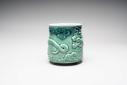 Кружка ручной работы «Дракон», зеленая, фарфор, 430 мл, фото 3.