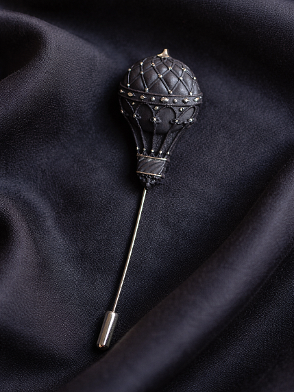 Брошь ручной рабриы Bulygin «Аэростат», фарфор, чёрно-серебристая, фото 2.