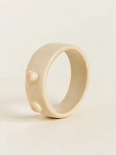 Кольцо Боттери керамика «‎Грудь»‎‎, керамика