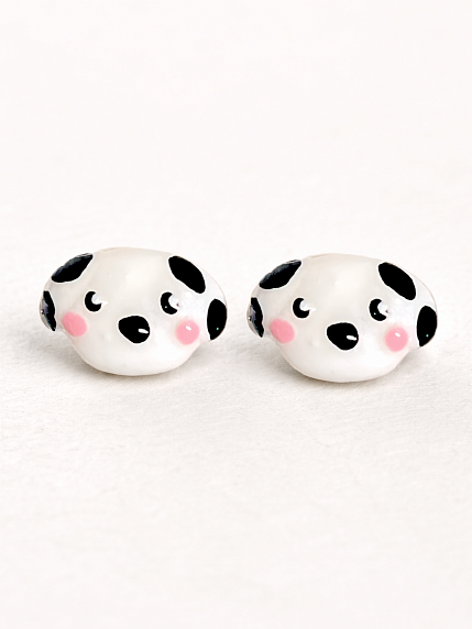 Серёжки-гвоздики Радость Рядом «Собачки», полимерная глина, чёрно-белые, фото 1.