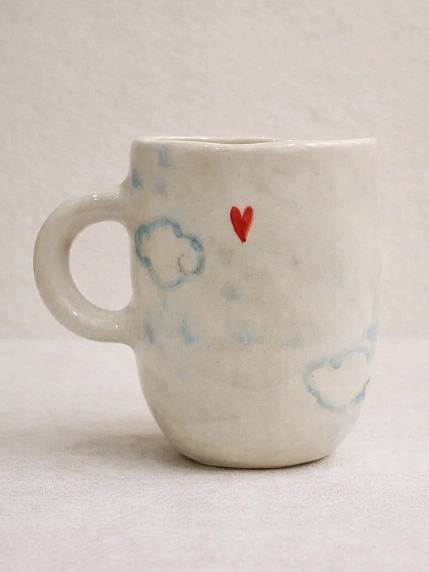 Кружка ручной работы НАДО ЖЕ с росписью «Лис на дирижабле в облаках», белая, керамика, 300 мл, фото 4.