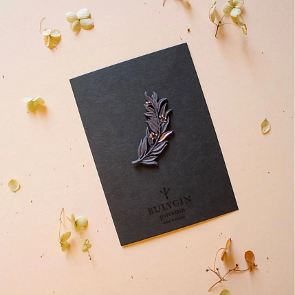 Брошь ручной работы Фарфор Булыгина «Веточка оливы», чёрно-золотистая, фото 5.