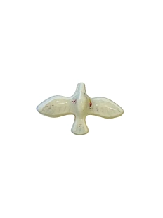 Брошь ручной работы «Пташка», белая с вкраплениями, керамика