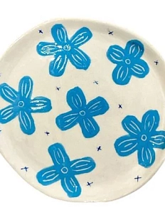 Тарелка ручной работы Малёма с росписью Голубые цветы, керамика, 14,5 см