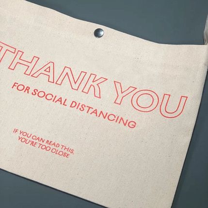 Шоппер на кнопке «Social distancing», фото 2.