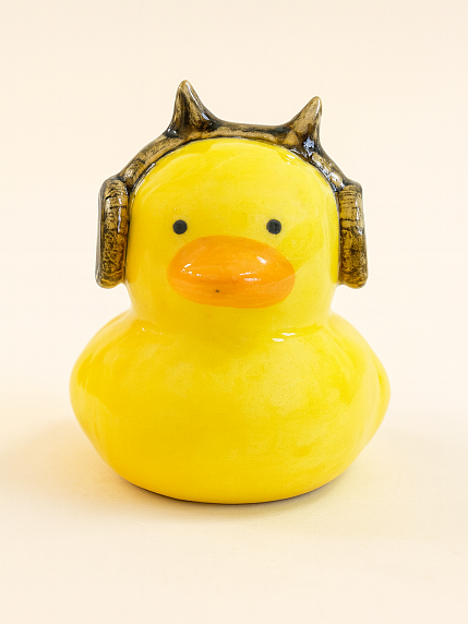 Керамическая фигурка Уточка в наушниках, фото 1.