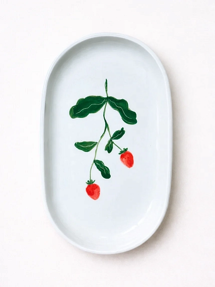 Блюдце ручной работы Йеллоускуп «Земляника», керамика, 17 см, фото 3.