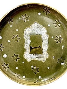 Тарелка круглая ручной работы «Котик в окне», керамика, 18 см