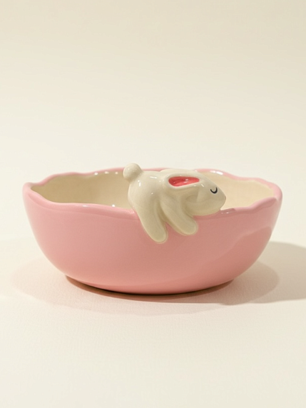 Глубокая тарелка ручной работы «Кролик», розовая, керамика, 15 см, фото 1.