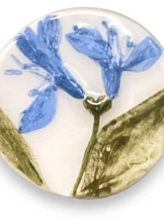Брошь ручной работы Elizabeth Madar Оттиск трав, голубая, керамика