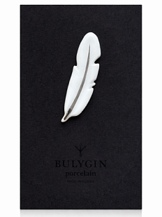 Брошь ручной работы Bulygin «Перо», фарфор, бело-золотистая