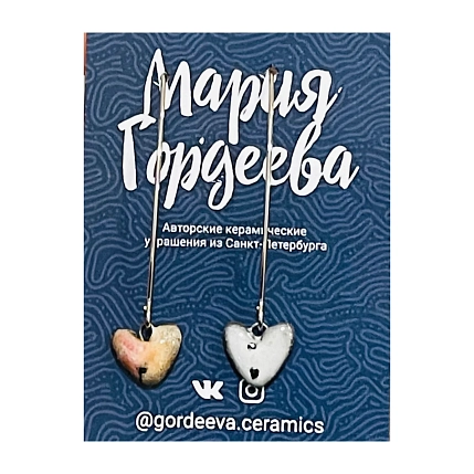 Серьги Мария Гордеева Сердечки, на длинной петле, керамика, белые с розовым, фото 1.