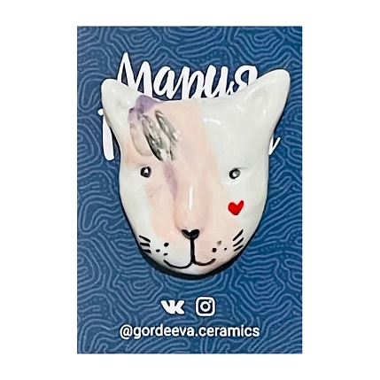 Брошь ручной работы Мария Гордеева «Кот», с розовым разводом, керамика, фото 1.