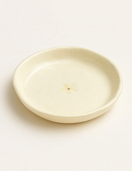 Блюдце под украшения ручной работы с жёлтым цветочком, 10 см, фото 1.