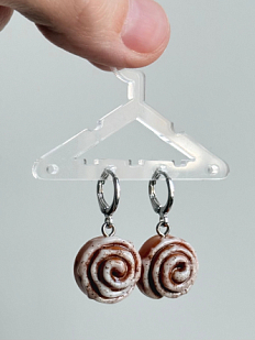 Серьги-конго Счастливые истории «Синнабончики», полимерная глина, коричневые