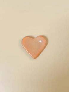 Блюдце ручной работы Августа в виде сердечка, оранжевое, керамика, 6 см