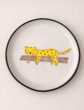 Тарелка ручной работы Ким керамика с бортиком Спящий леопард, белая, 17 см