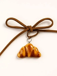 Чокер ручной работы Ловетанн керамика «Круассан» на коричневой ленточке, полуфарфор