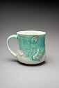 Кружка ручной работы «Лотос и карп», бирюзовая, фарфор, 430 мл, превью фото 3