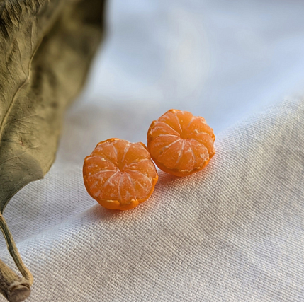 Серьги-гвоздики «Мандарин очищенный», полимерная глина, фото 3.