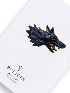 Брошь ручной работы Bulygin «Волк», фарфор, чёрно-золотистая