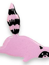 Брошь ручной работы «Енот» светло-розовая, дерево